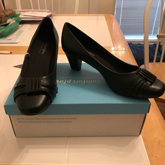comfort plus brand shoes